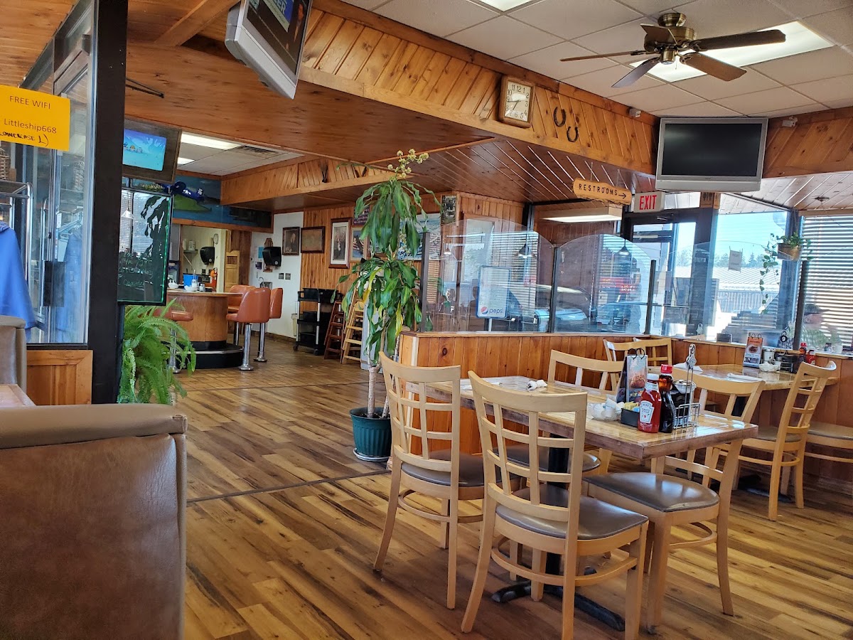 Tomahawk Family Restaurant